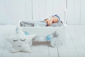 baby cribs for small spaces