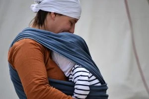 baby sling vs carrier